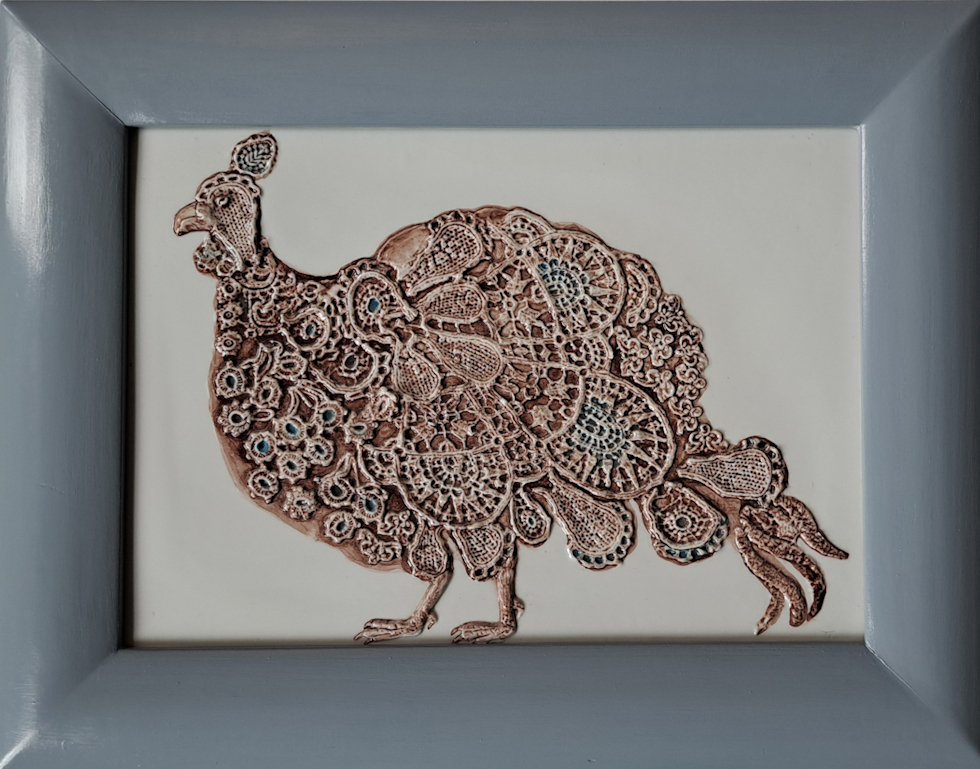Spitzen Perlhuhn
Porzellan - Bild, gerahmt
25 x 34,5 x 1 cm